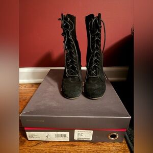 Vince Camuto Elegant Black Lace-Up Boots